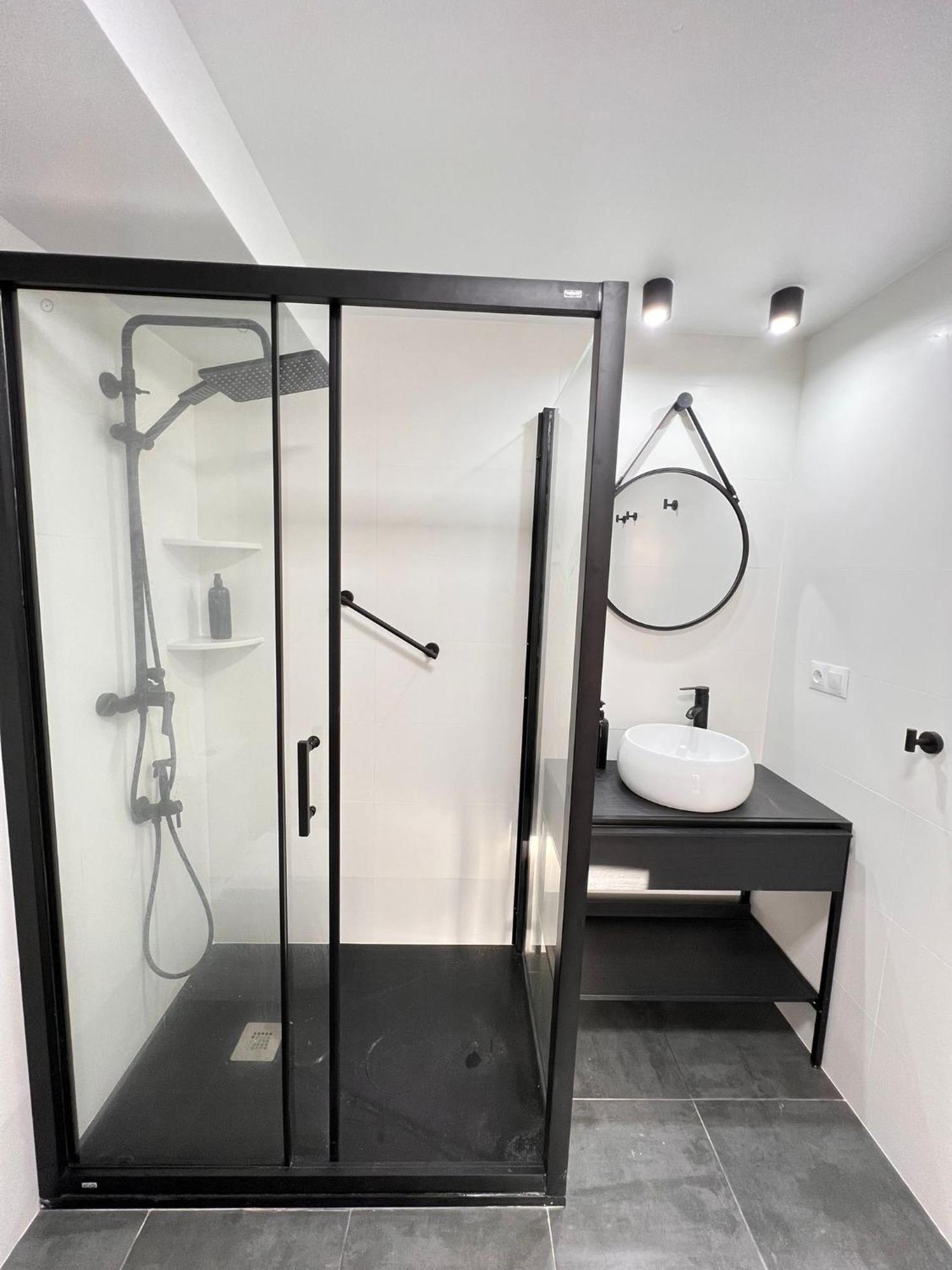 La Bella Escondida Piscina Campo De Golf Solarium Y Parking En Centro Historico Appartement Málaga Buitenkant foto